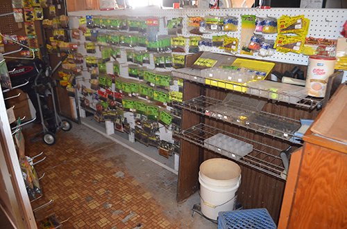 Property photo 40 - PERSONAL PROPERTY AUCTION, Smokeys Landing Inventory & Personal Property